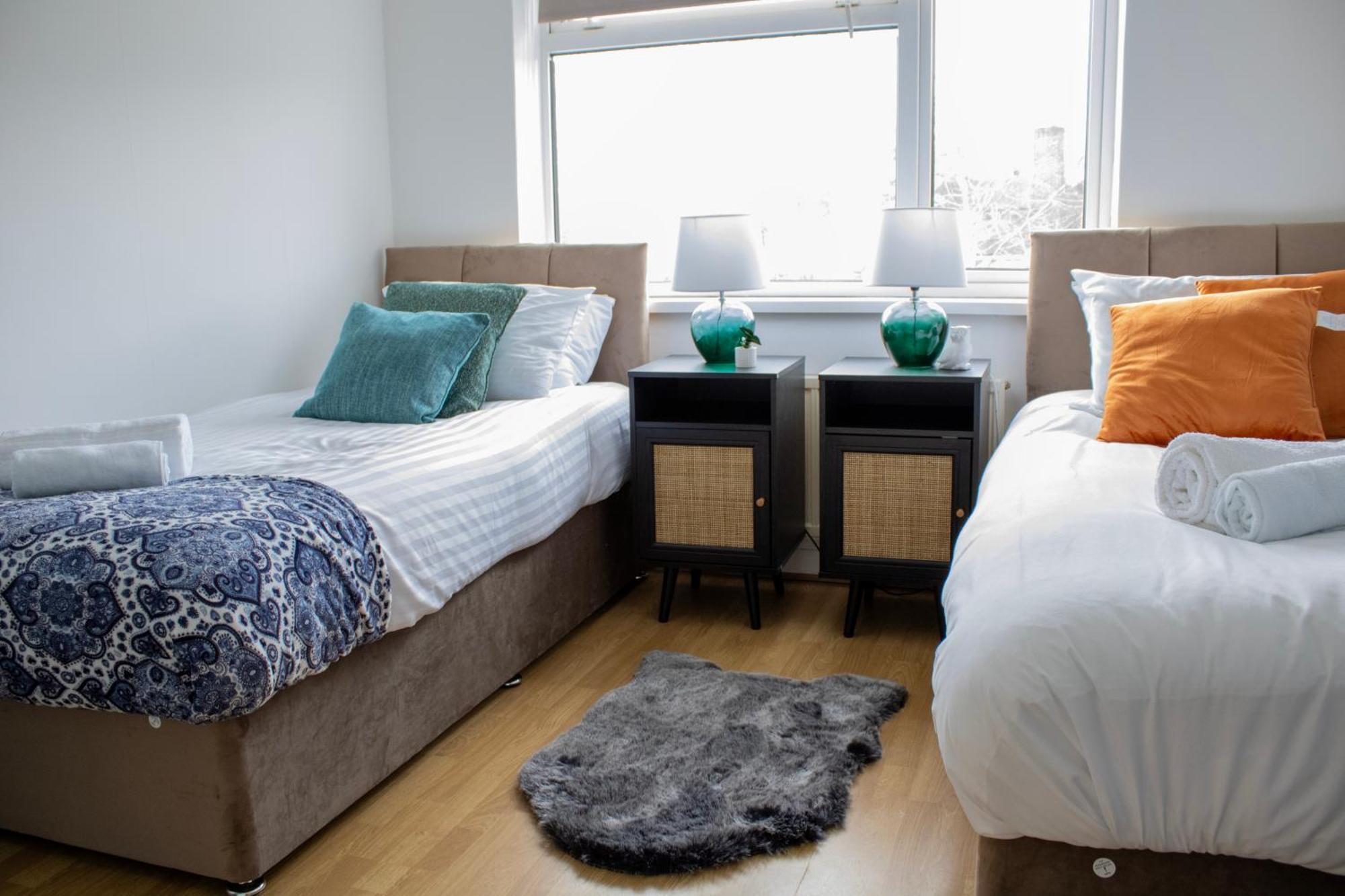 Harvard House, Stylish 3 Bedroom House In Solihull 5 Mins To The Nec, Bhx ,Jlr With Free Parking Бірмінгем Екстер'єр фото